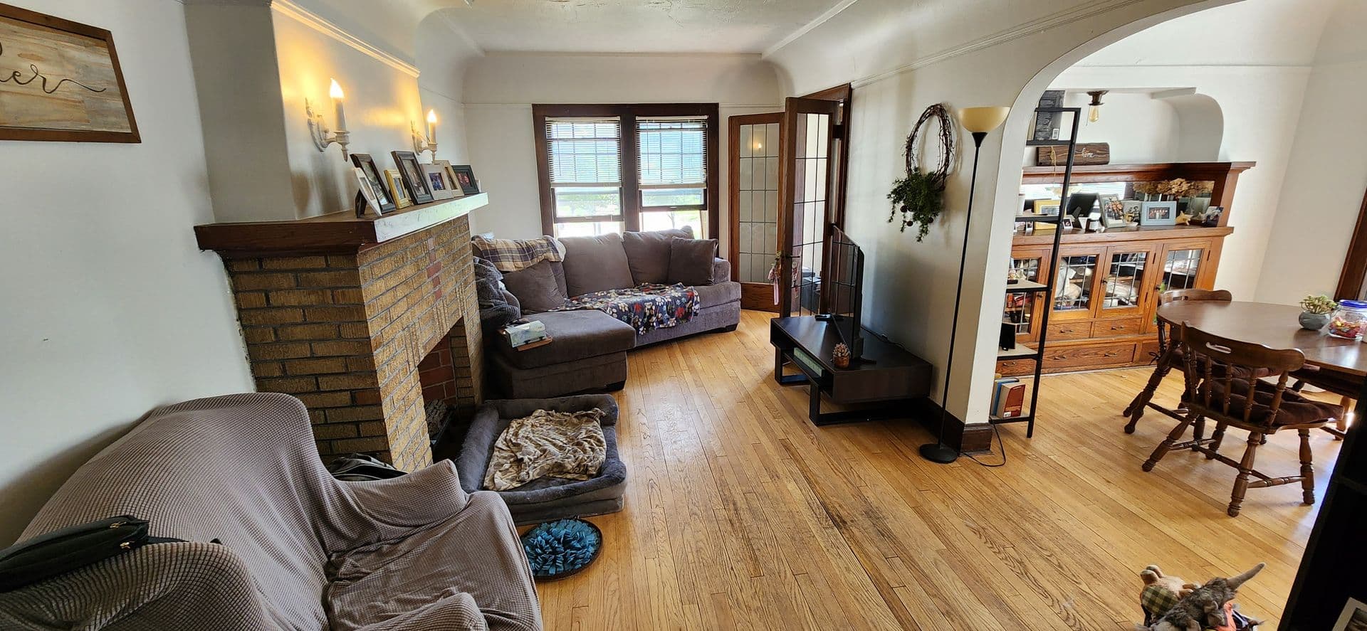 Milwaukee Apartment: 5104 W. Wisconsin Ave.