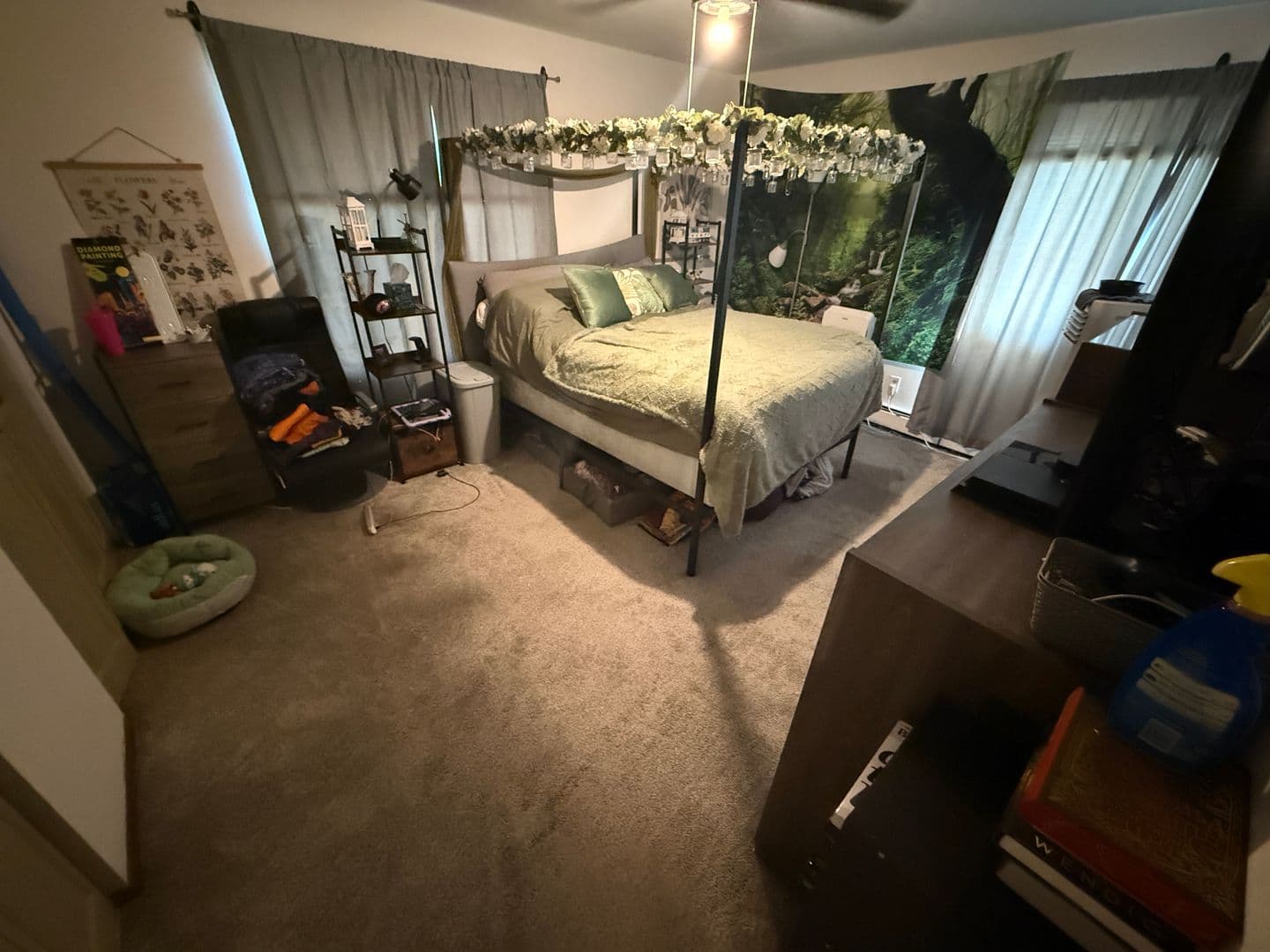 Thiensville Apartment: 225 Williamsburg Dr.