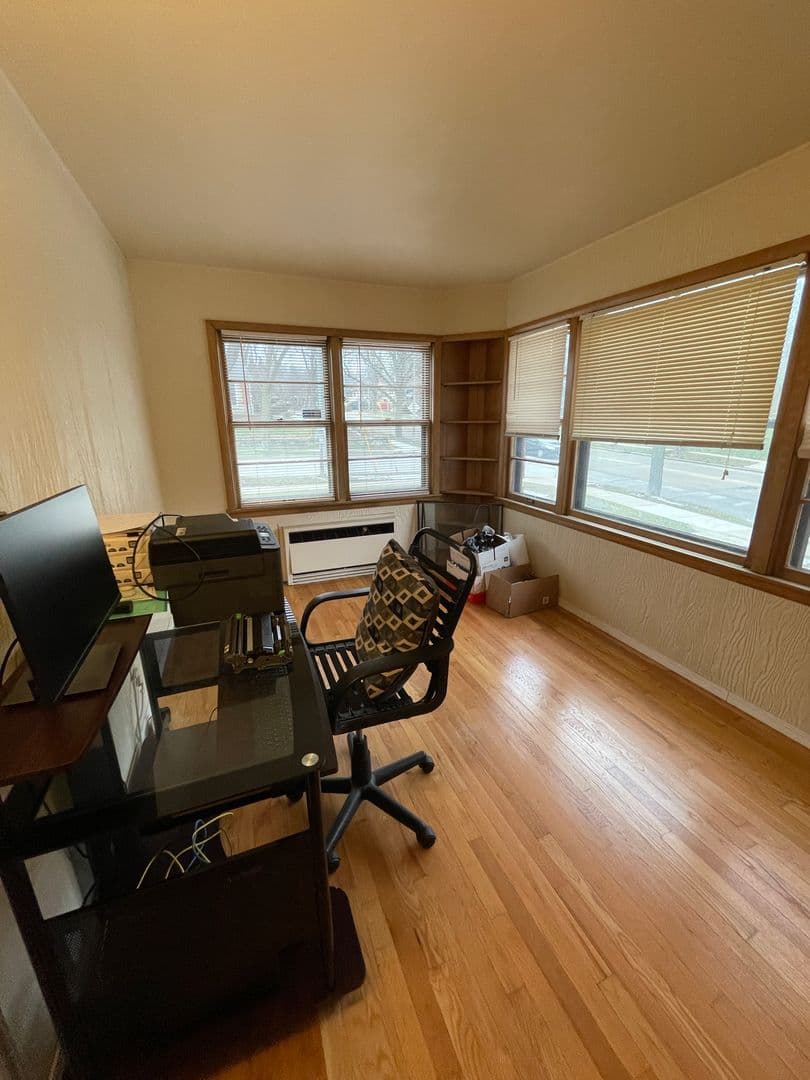 Wauwatosa Apartment: 6225 Milwaukee Ave.