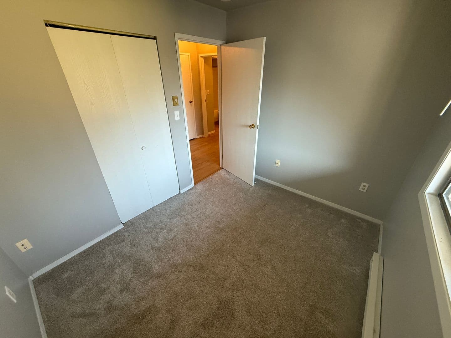 Milwaukee Apartment: 3278 North Dousman St.