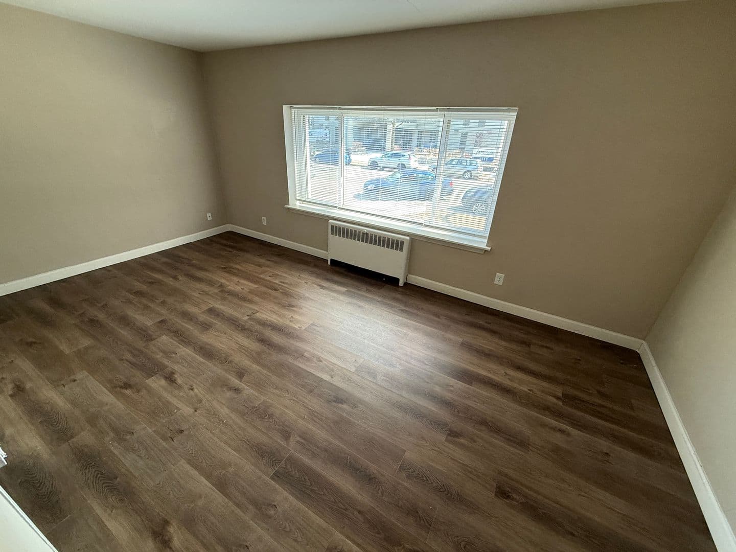 Milwaukee Apartment: 1653 N. Prospect Ave.