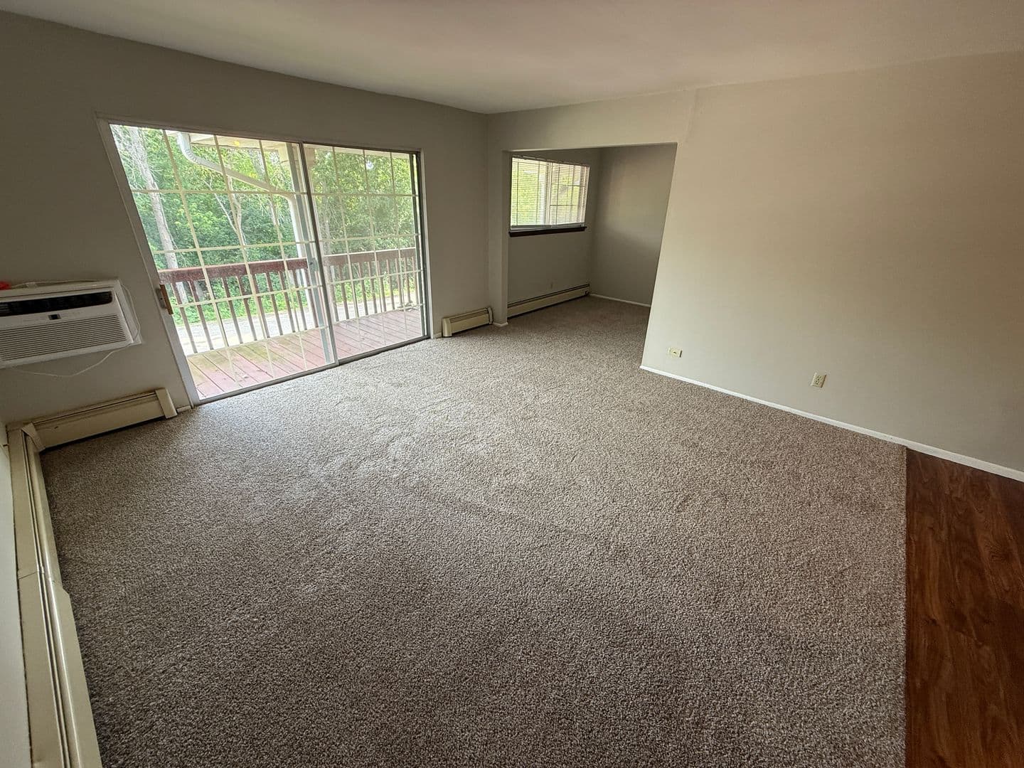 Thiensville Apartment: 200 Williamsburg Dr.