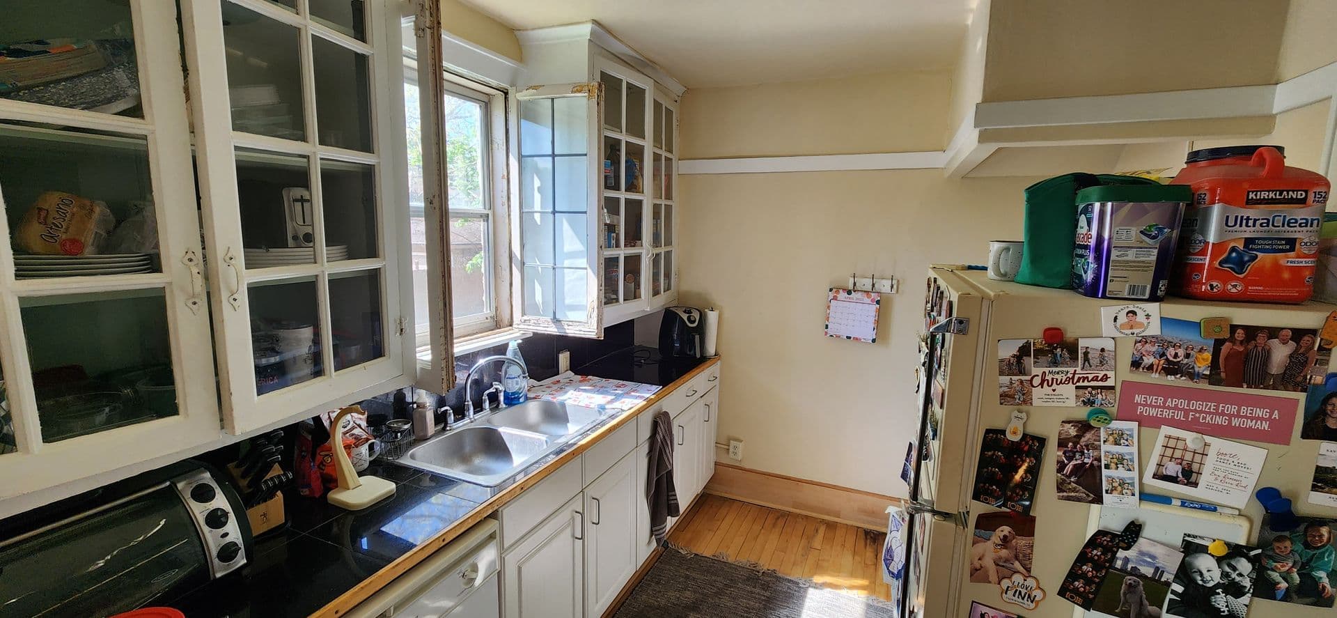 Milwaukee Apartment: 5104 W. Wisconsin Ave.