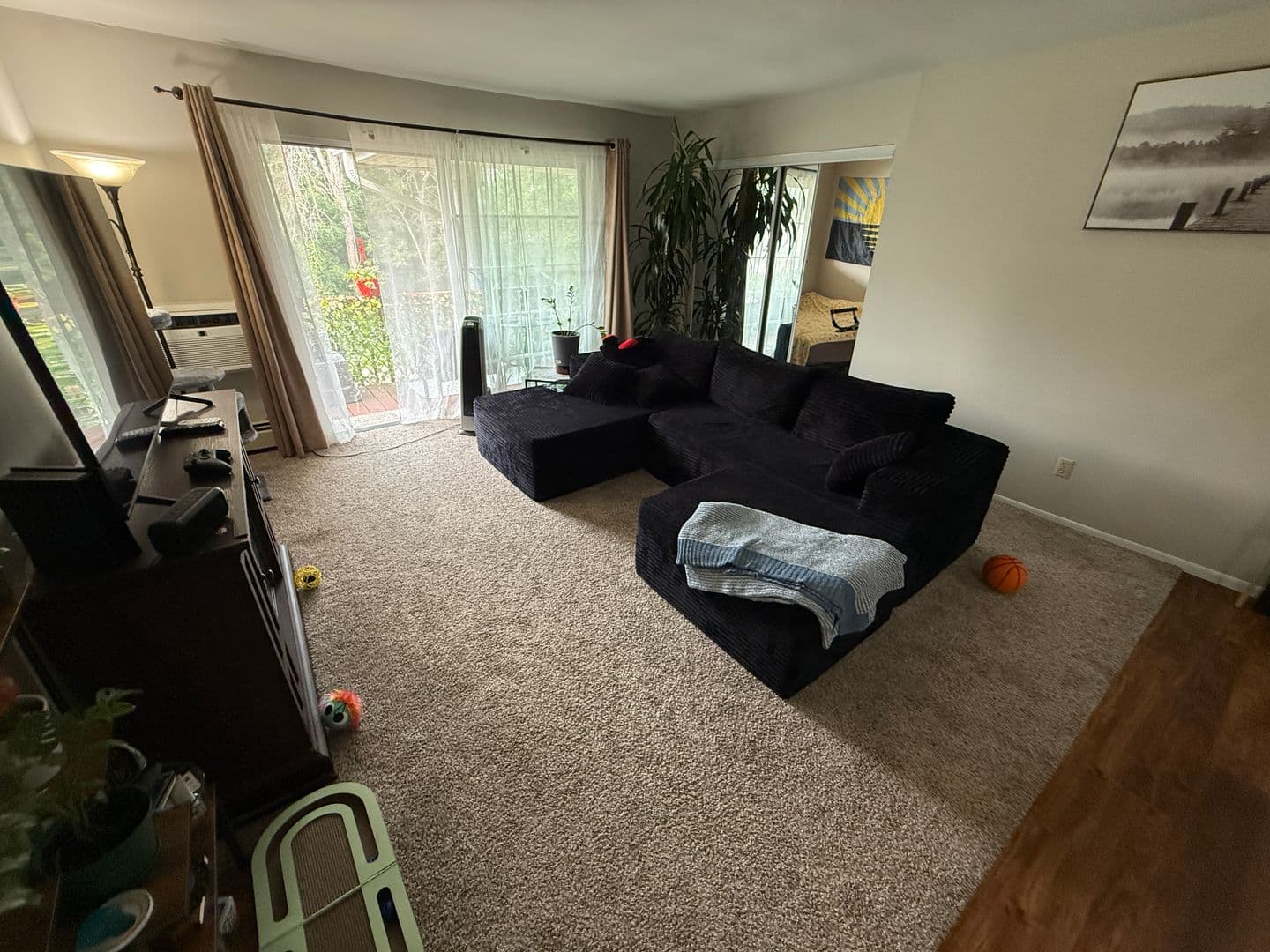 Thiensville Apartment: 200 Williamsburg Dr.