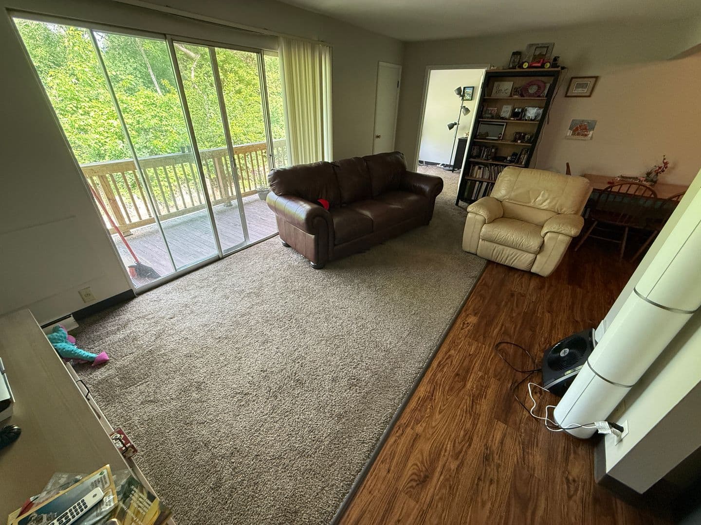 Thiensville Apartment: 245 Williamsburg Dr.