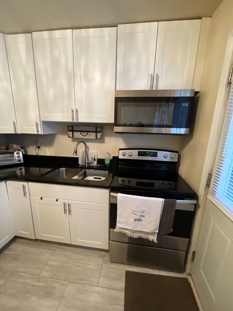 Wauwatosa Apartment: 6225 Milwaukee Ave.