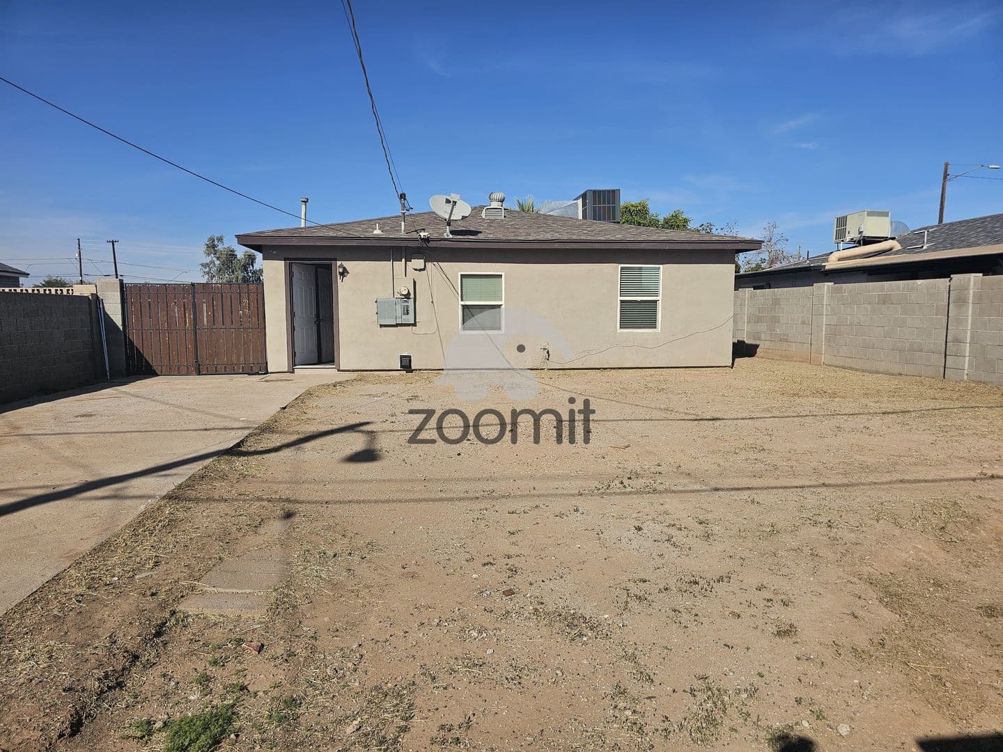 Phoenix House: 1705 W Montecito Ave