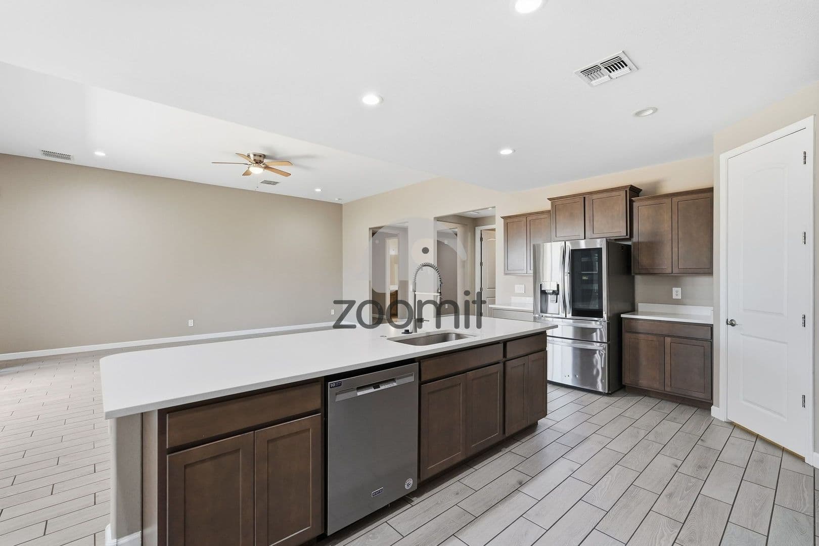 Maricopa House: 38213 West San Clemente Street