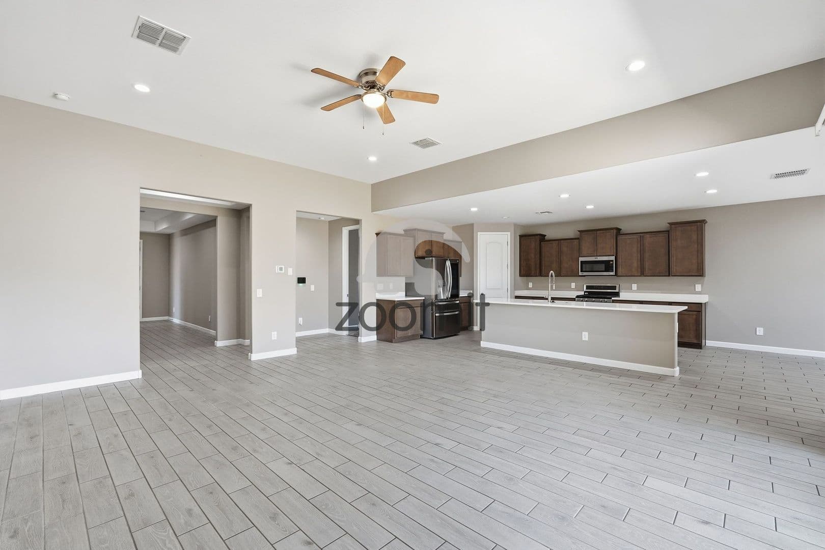 Maricopa House: 38213 West San Clemente Street