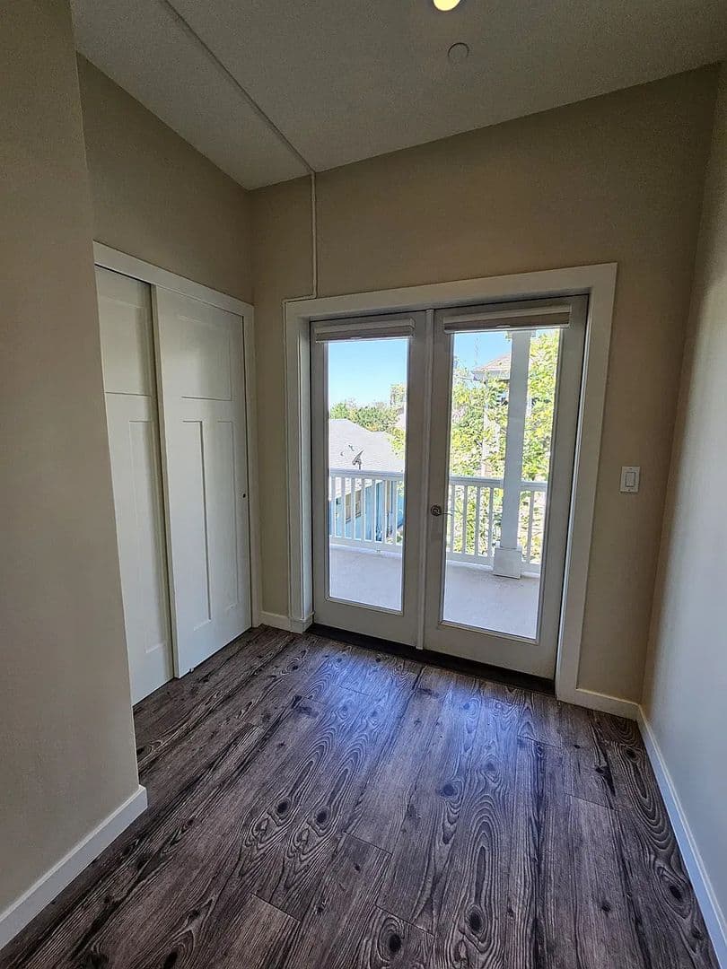 Tempe Apartment: 959 South Ash Avenue
