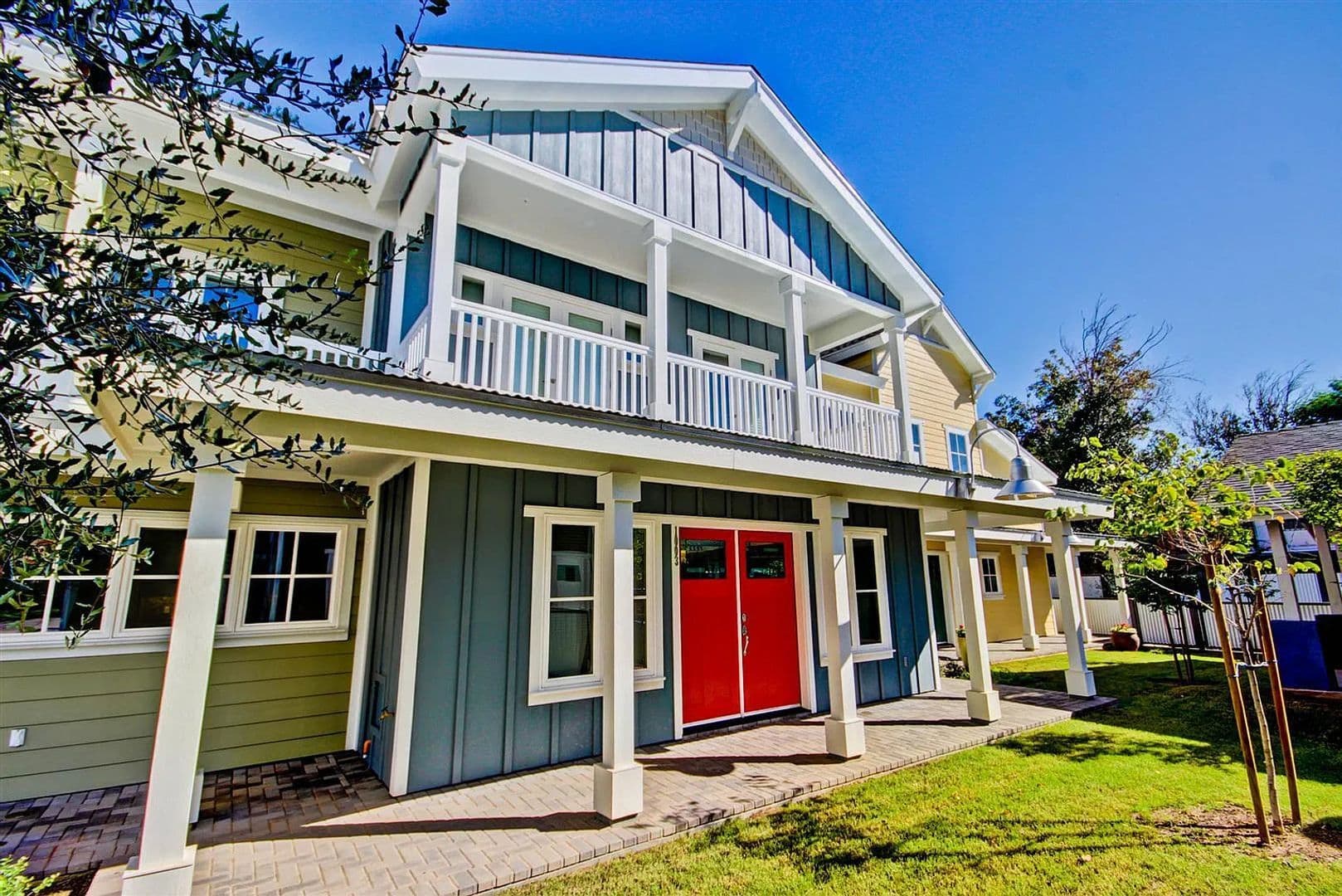 Tempe Apartment: 959 South Ash Avenue