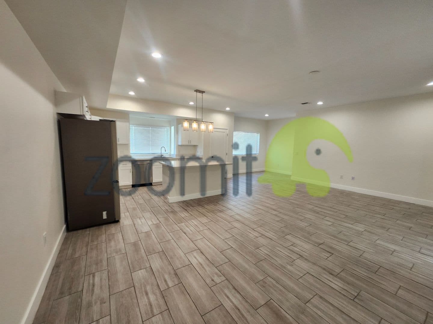Tempe Apartment: 1020 E Spence Ave #1003