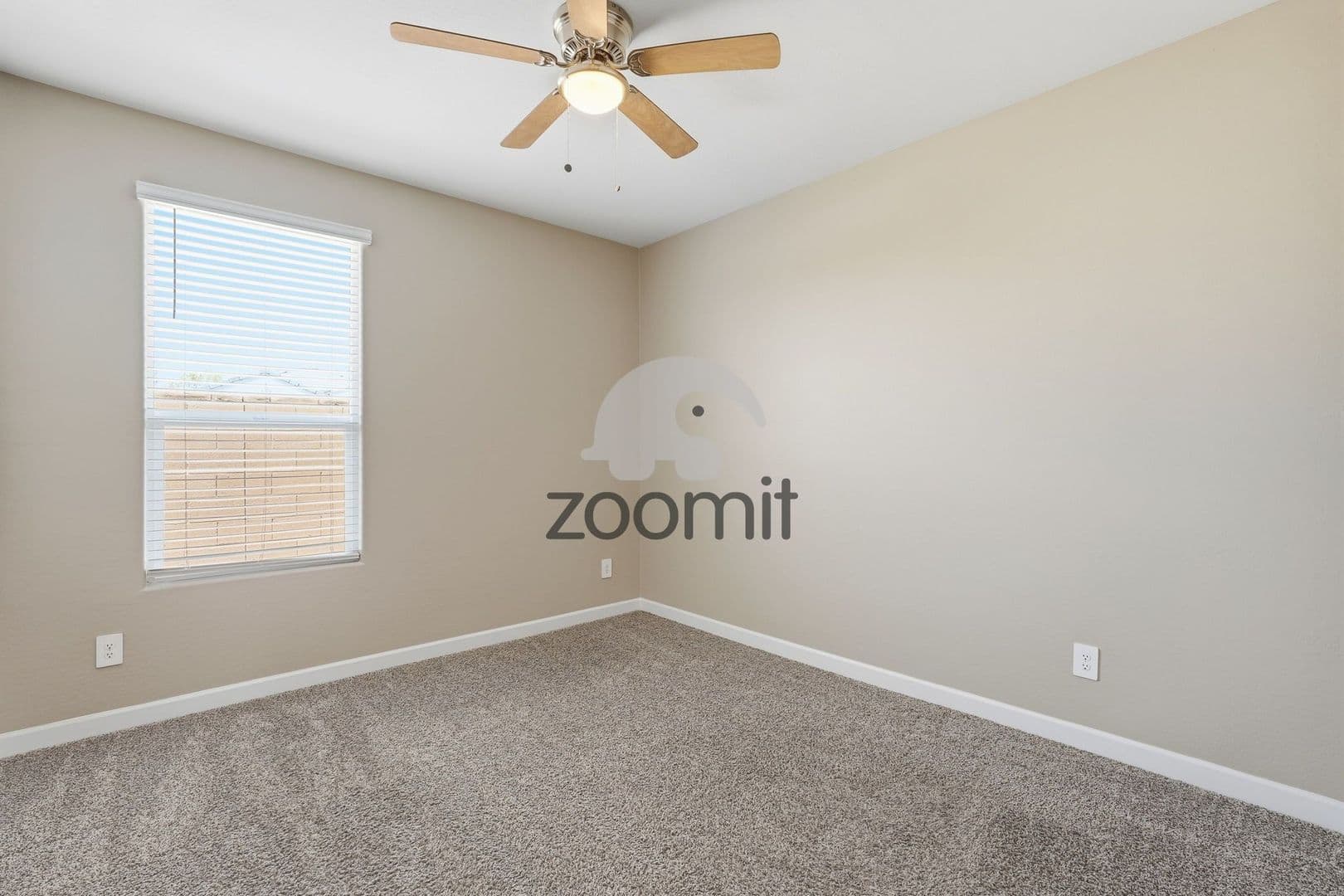 Maricopa House: 38213 West San Clemente Street