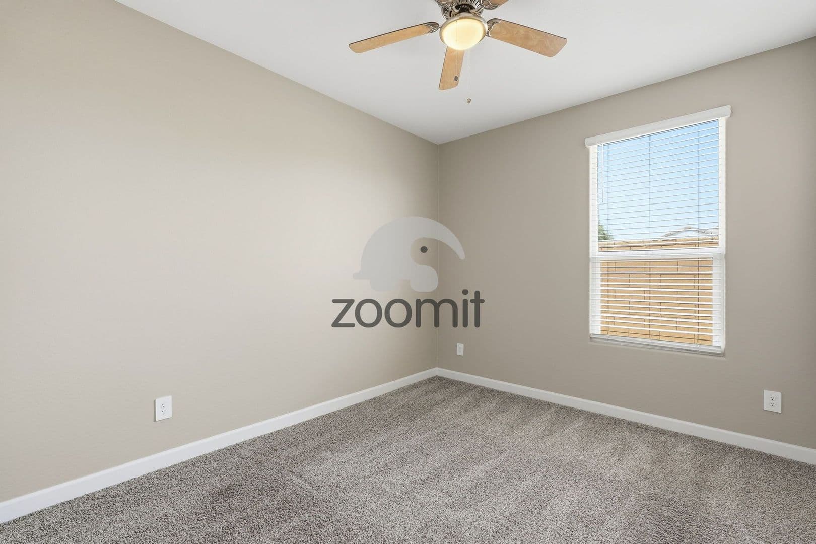 Maricopa House: 38213 West San Clemente Street