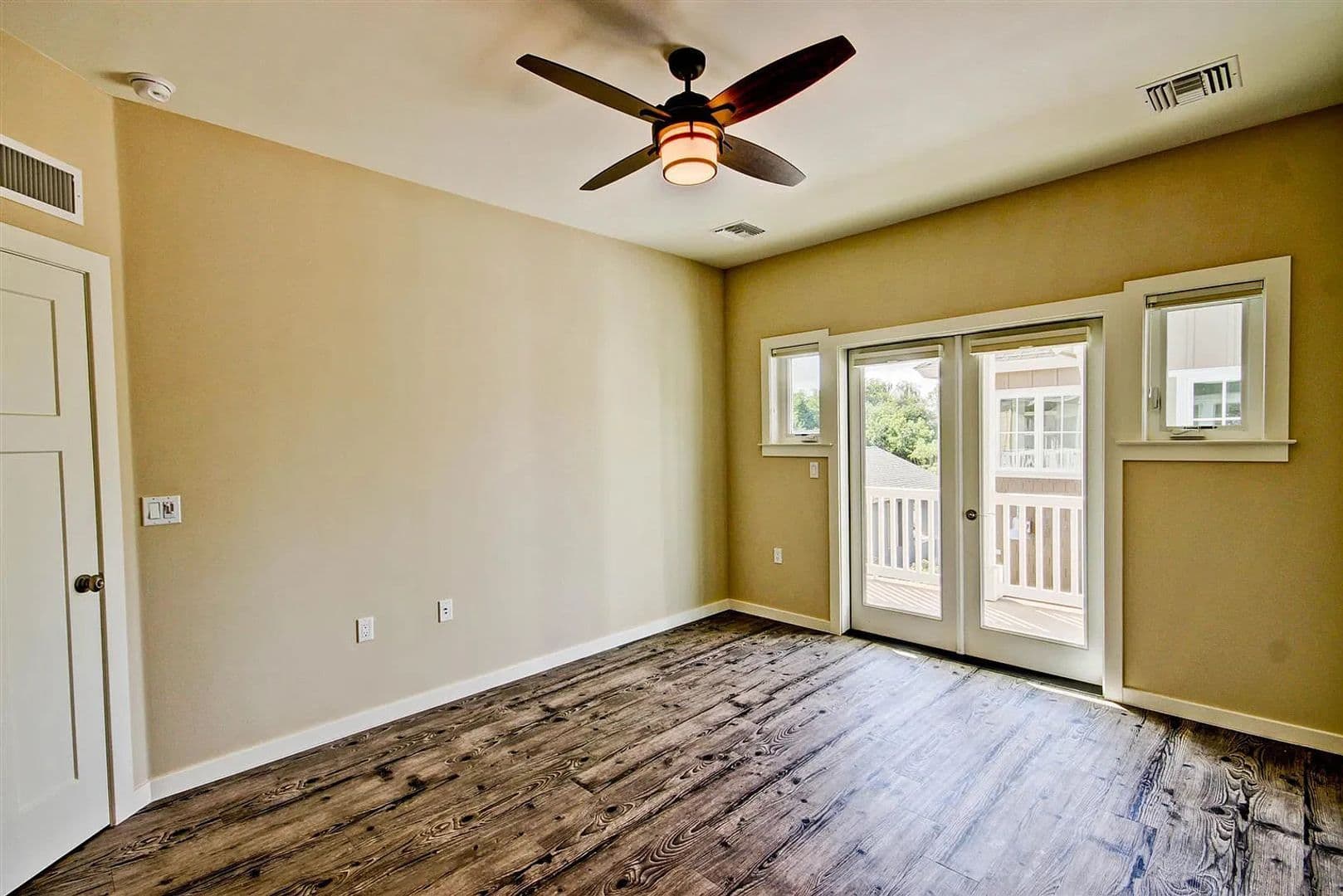Tempe Apartment: 959 South Ash Avenue