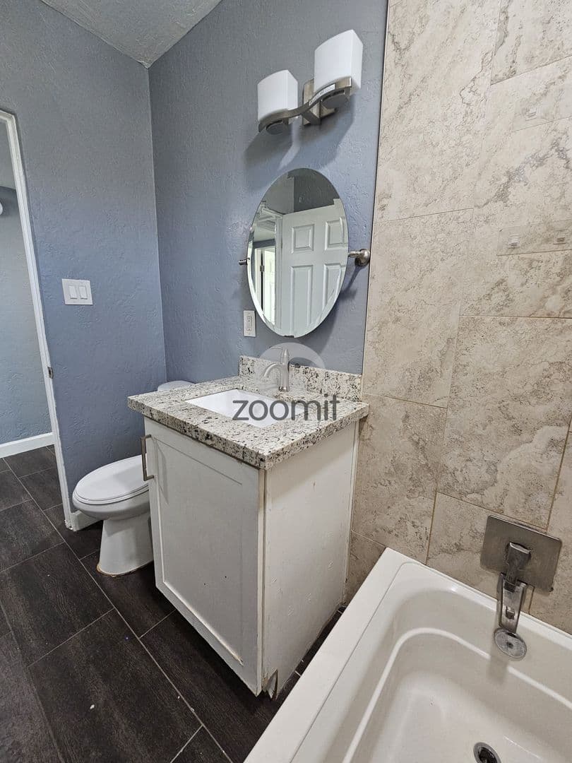 Phoenix House: 1705 W Montecito Ave