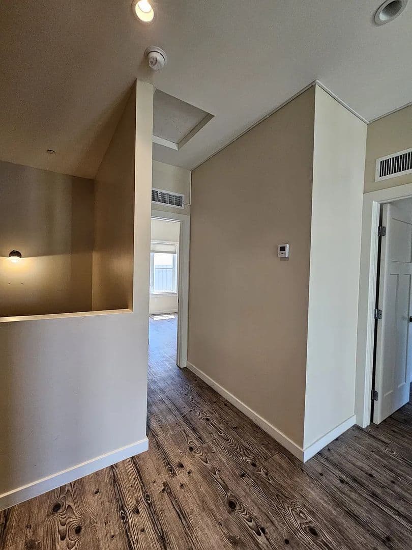 Tempe Apartment: 959 South Ash Avenue