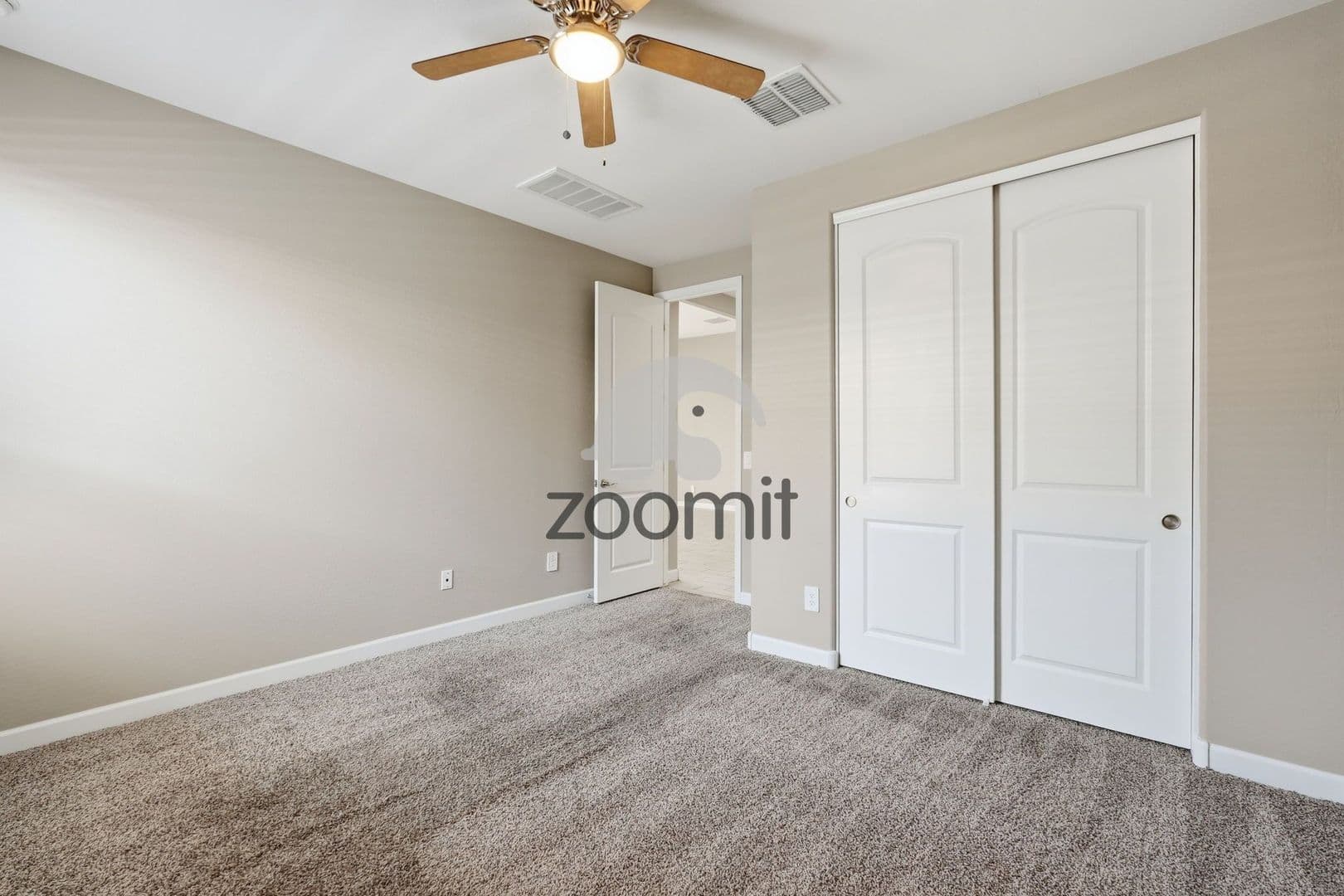 Maricopa House: 38213 West San Clemente Street