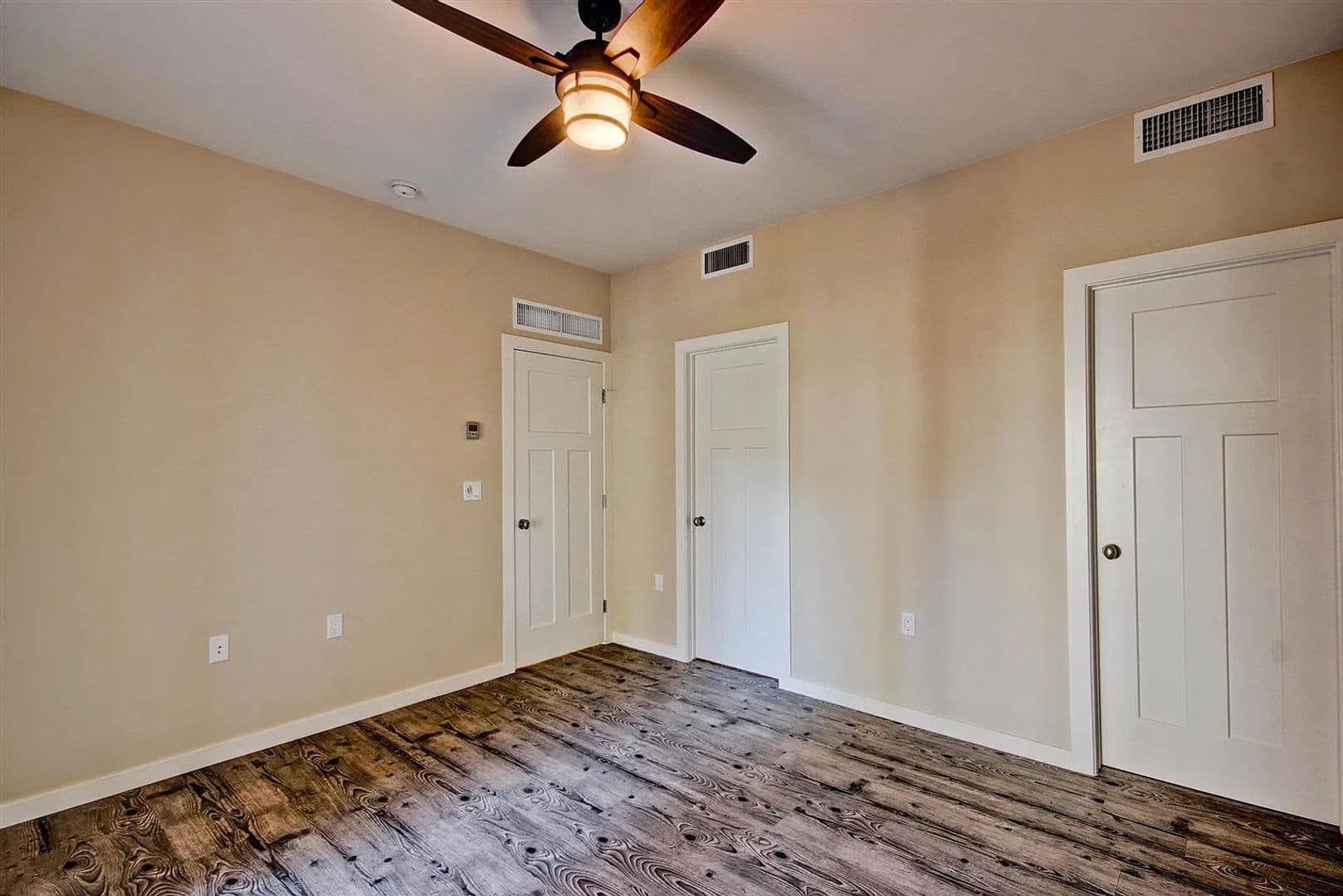 Tempe Apartment: 959 South Ash Avenue