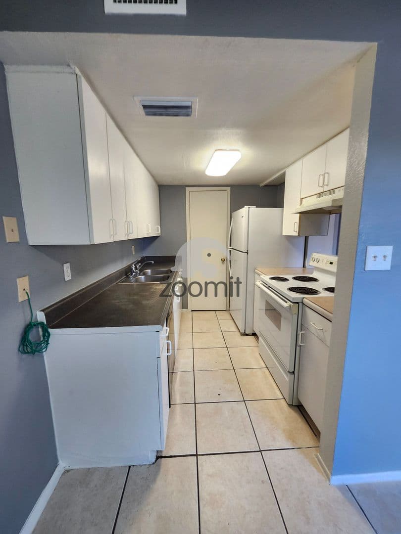 Phoenix Townhome: 4264 North 68th Drive