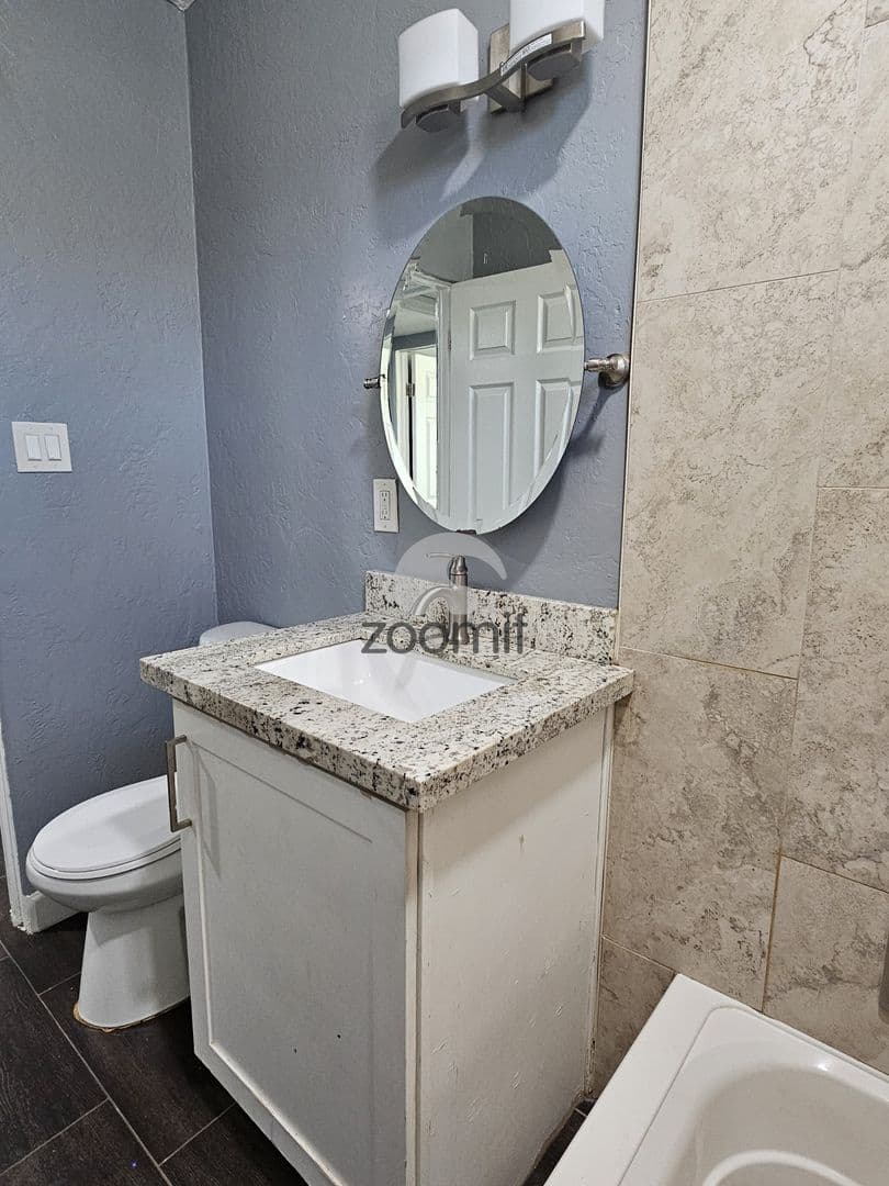 Phoenix House: 1705 W Montecito Ave