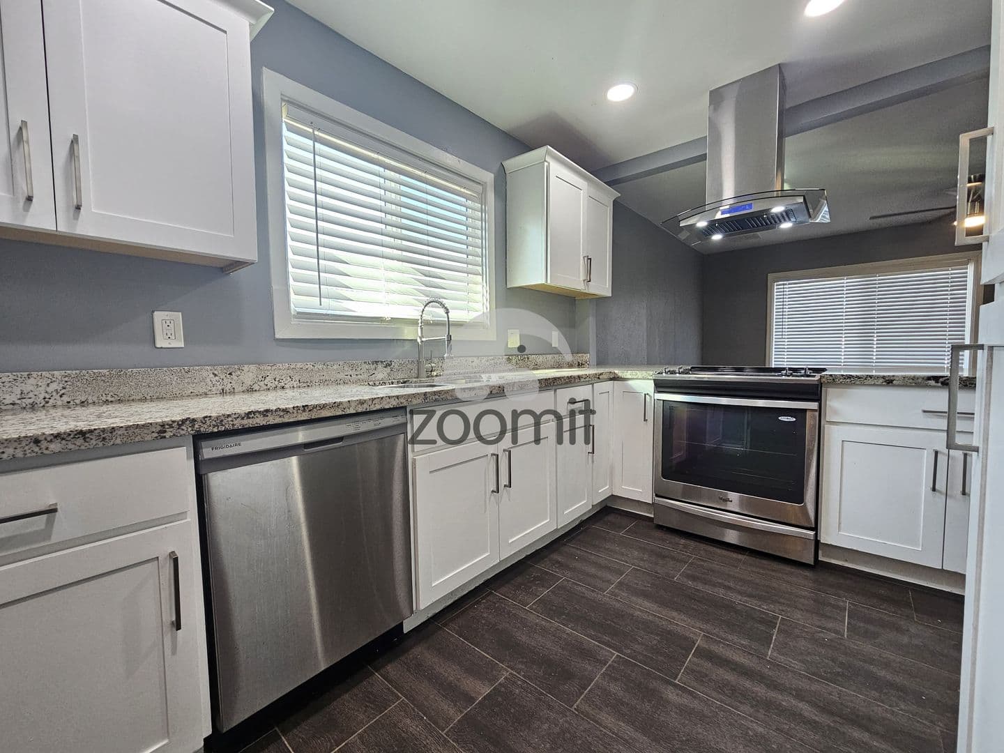 Phoenix House: 1705 W Montecito Ave