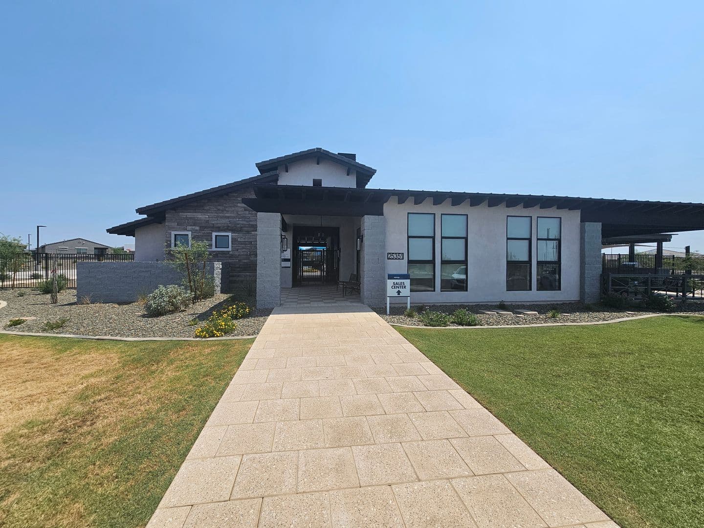 Surprise House: 26007 N 160th Lane
