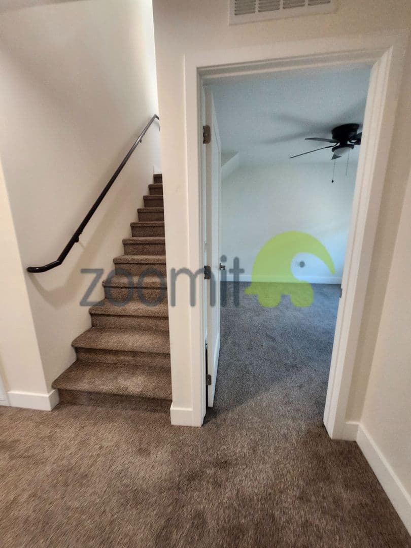 Tempe Apartment: 1020 E Spence Ave #1003