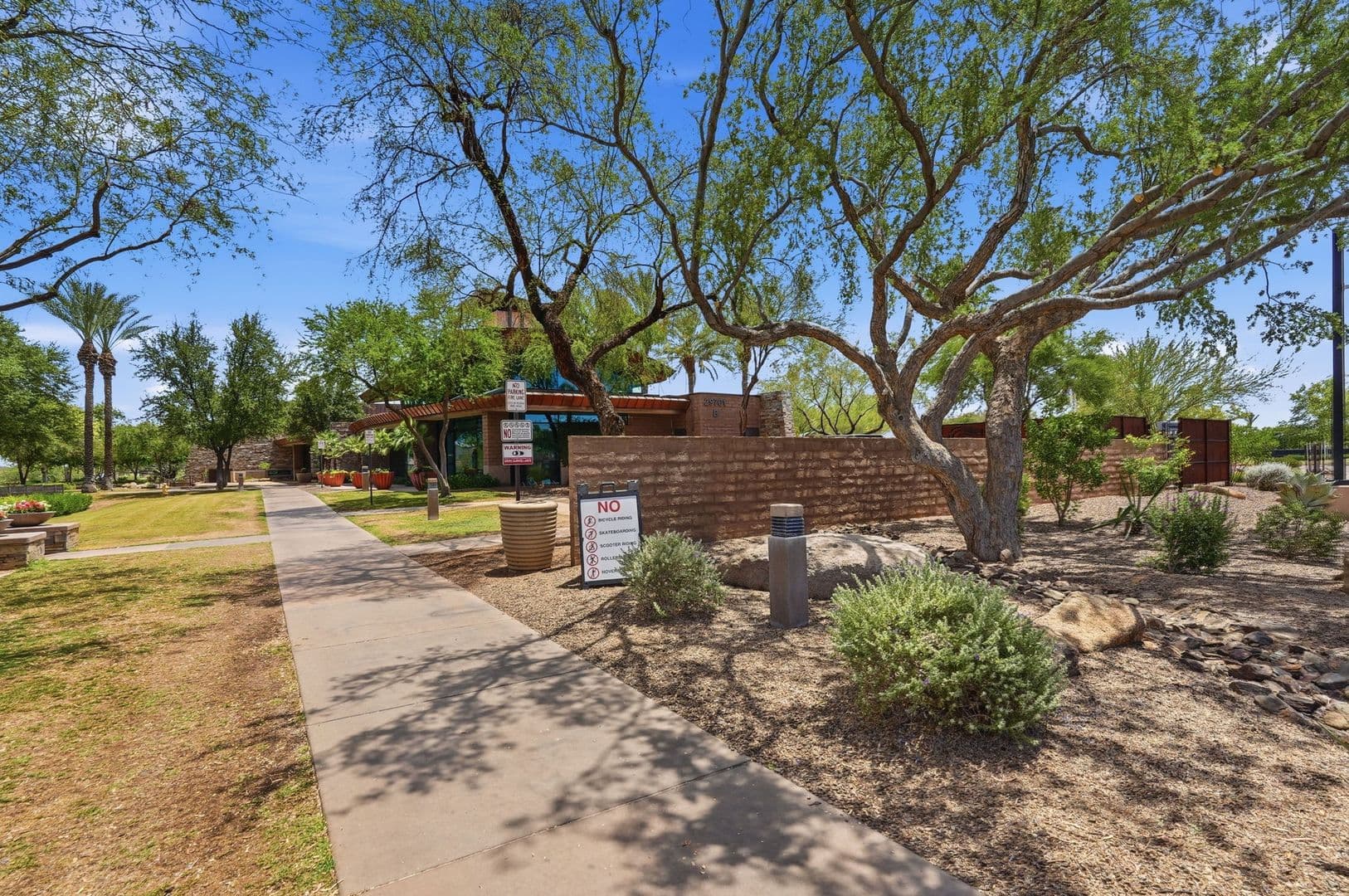 Peoria House: 29232 North 123rd Lane