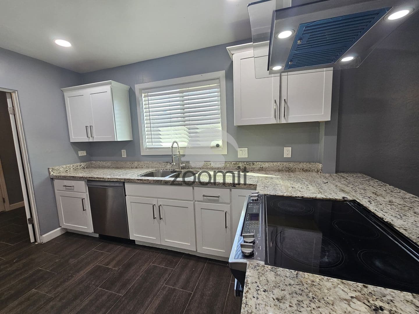 Phoenix House: 1705 W Montecito Ave