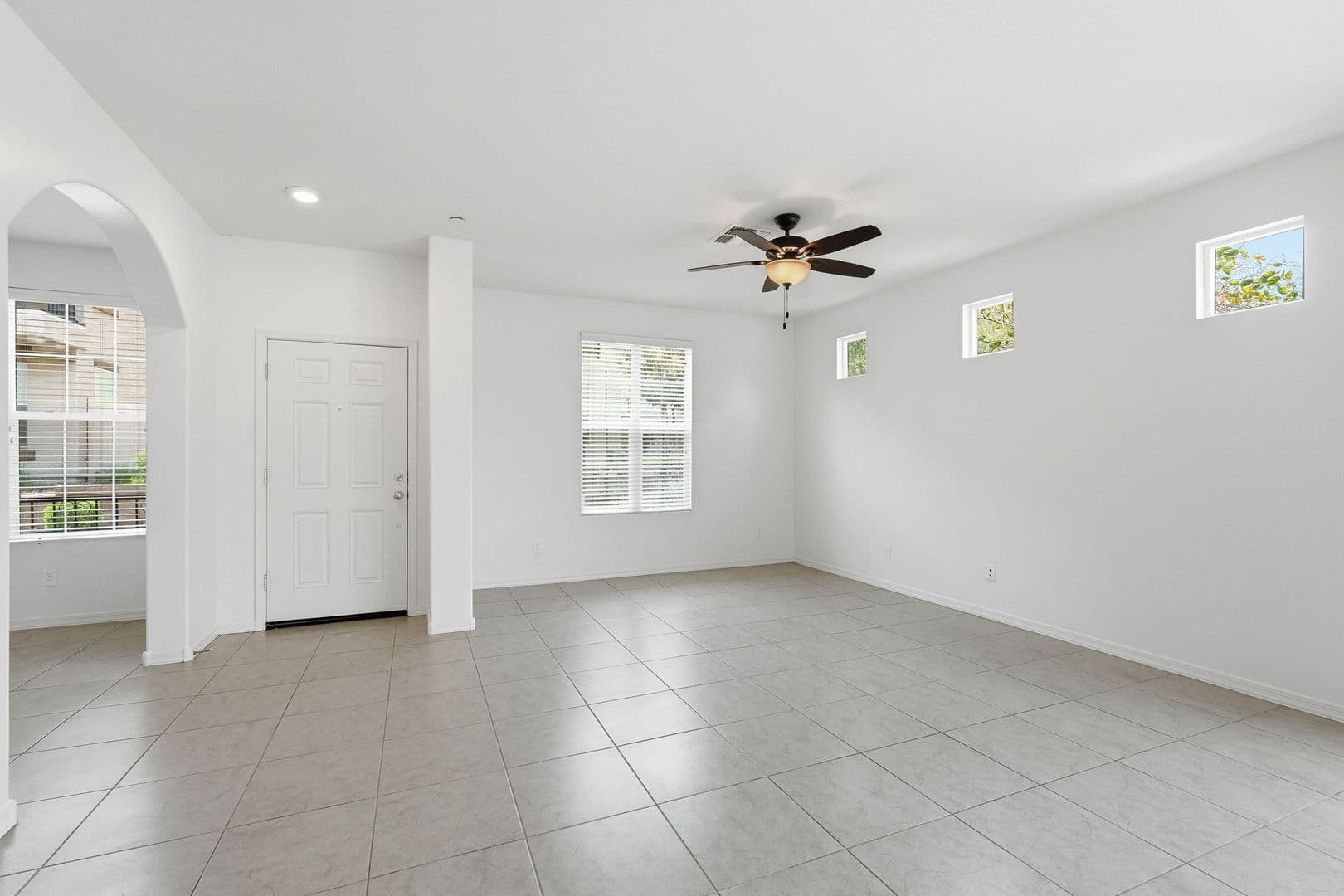 Peoria House: 29232 North 123rd Lane