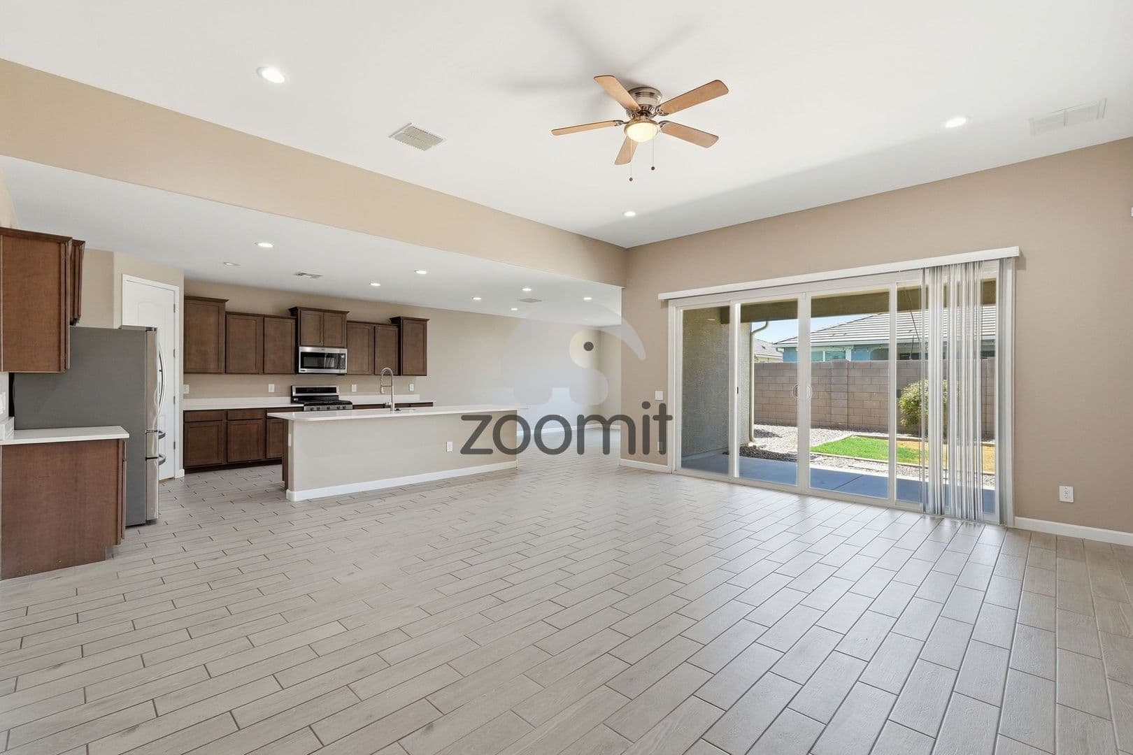 Maricopa House: 38213 West San Clemente Street
