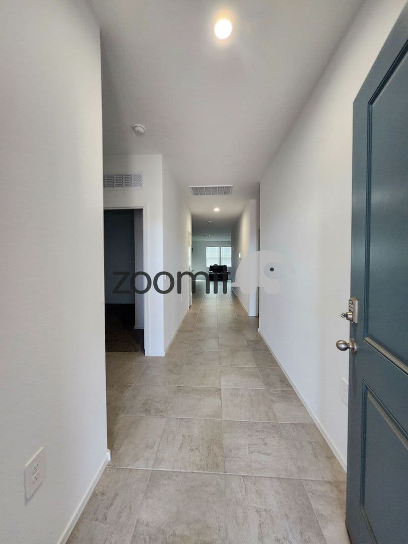 Coolidge House: 701 N 13th Pl