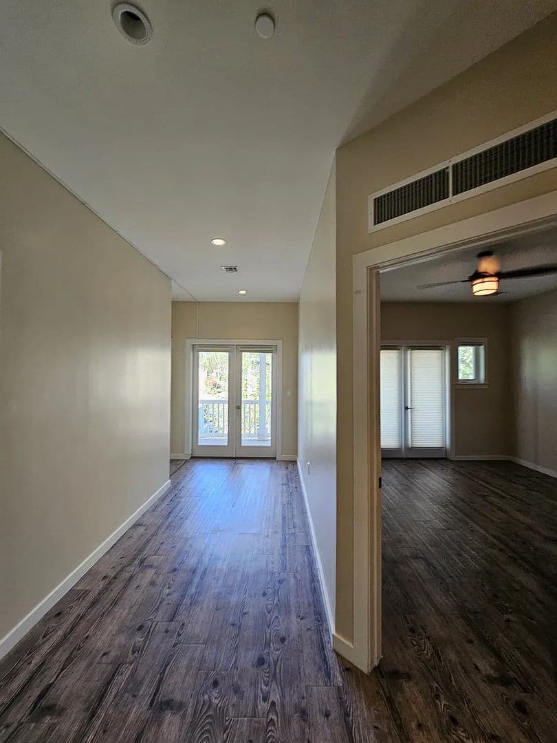 Tempe Apartment: 959 South Ash Avenue