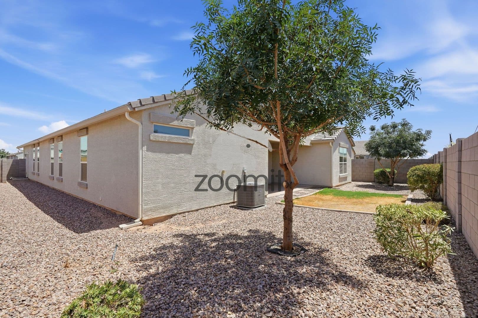 Maricopa House: 38213 West San Clemente Street