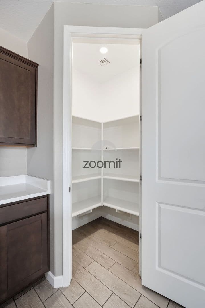 Maricopa House: 38213 West San Clemente Street