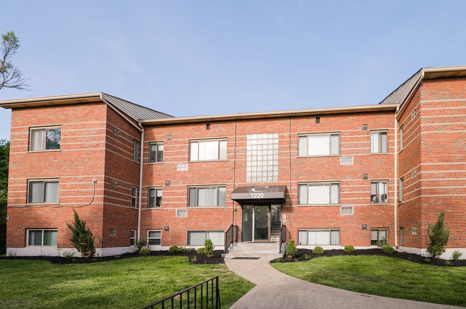 Park Hills Apartment: 1215 Elberta Cr.