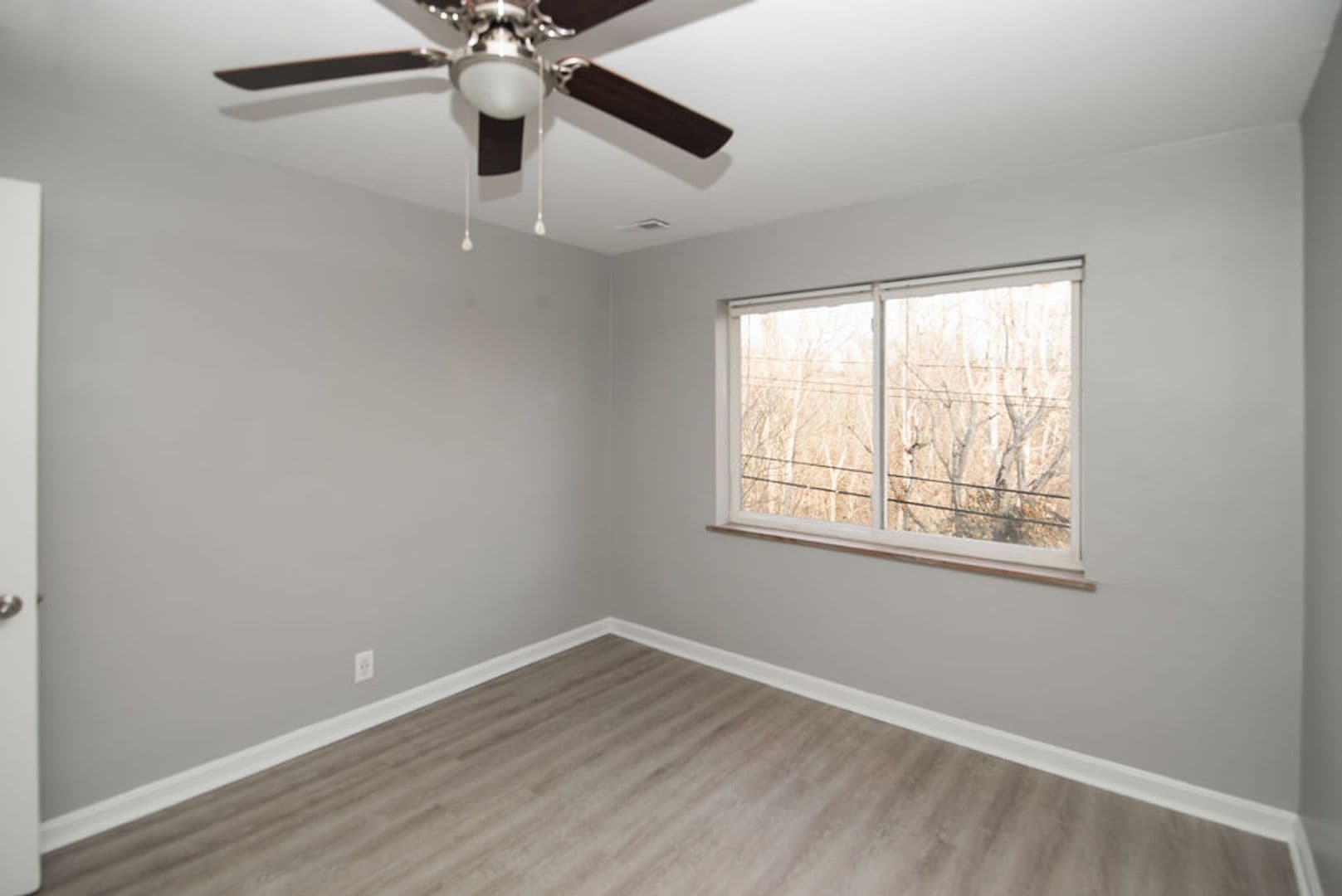 Park Hills Apartment: 1215 Elberta Cr.
