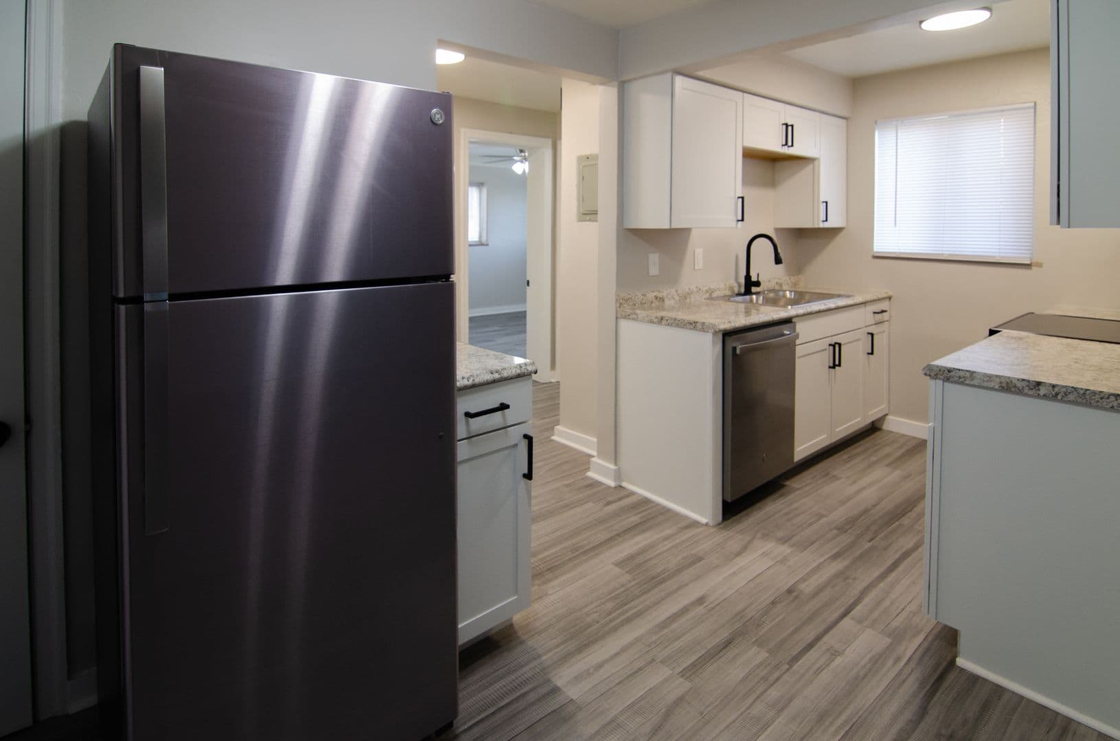 Park Hills Apartment: 1215 Elberta Cr.