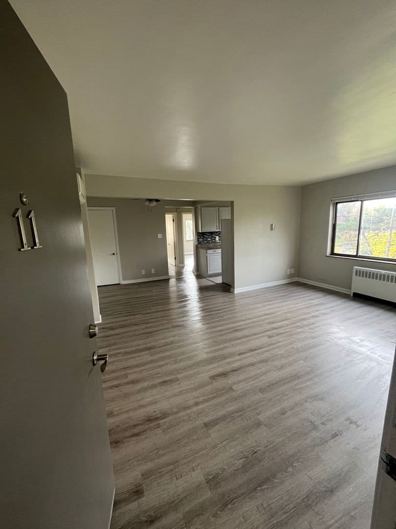 Park Hills Apartment: 1215 Elberta Cr.