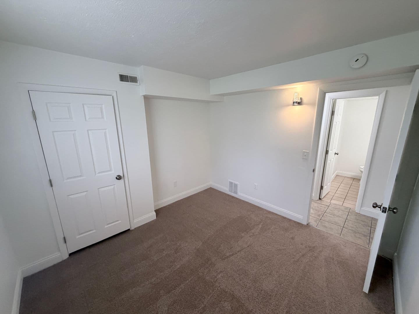Crescent Springs Apartment: 634 Spille Ct.