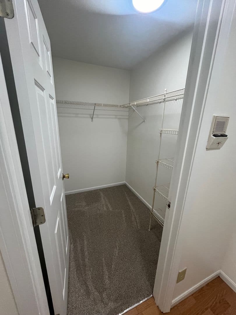 Crescent Springs Apartment: 634 Spille Ct.
