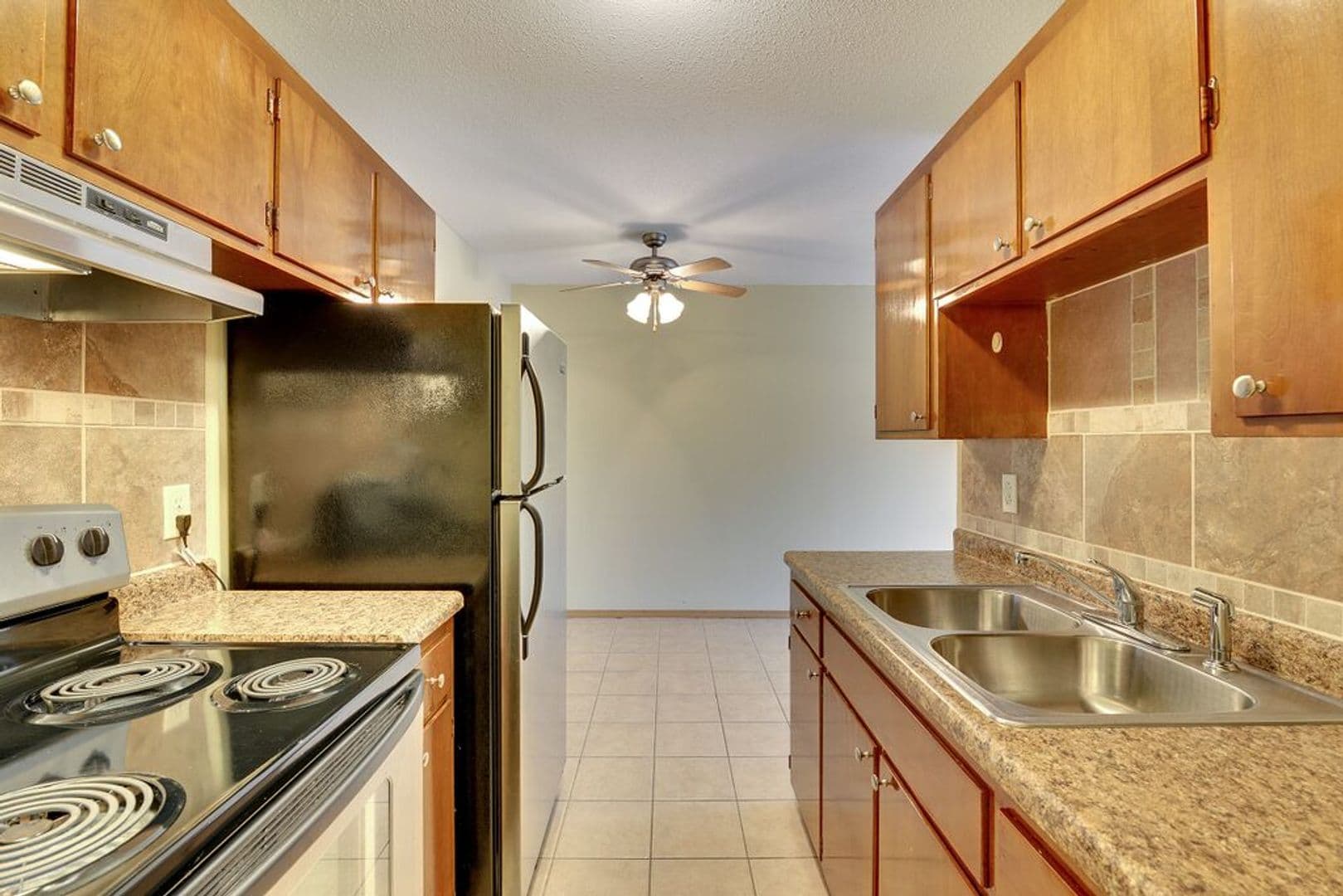 Minneapolis Apartment: 2300 Pleasant Ave S.