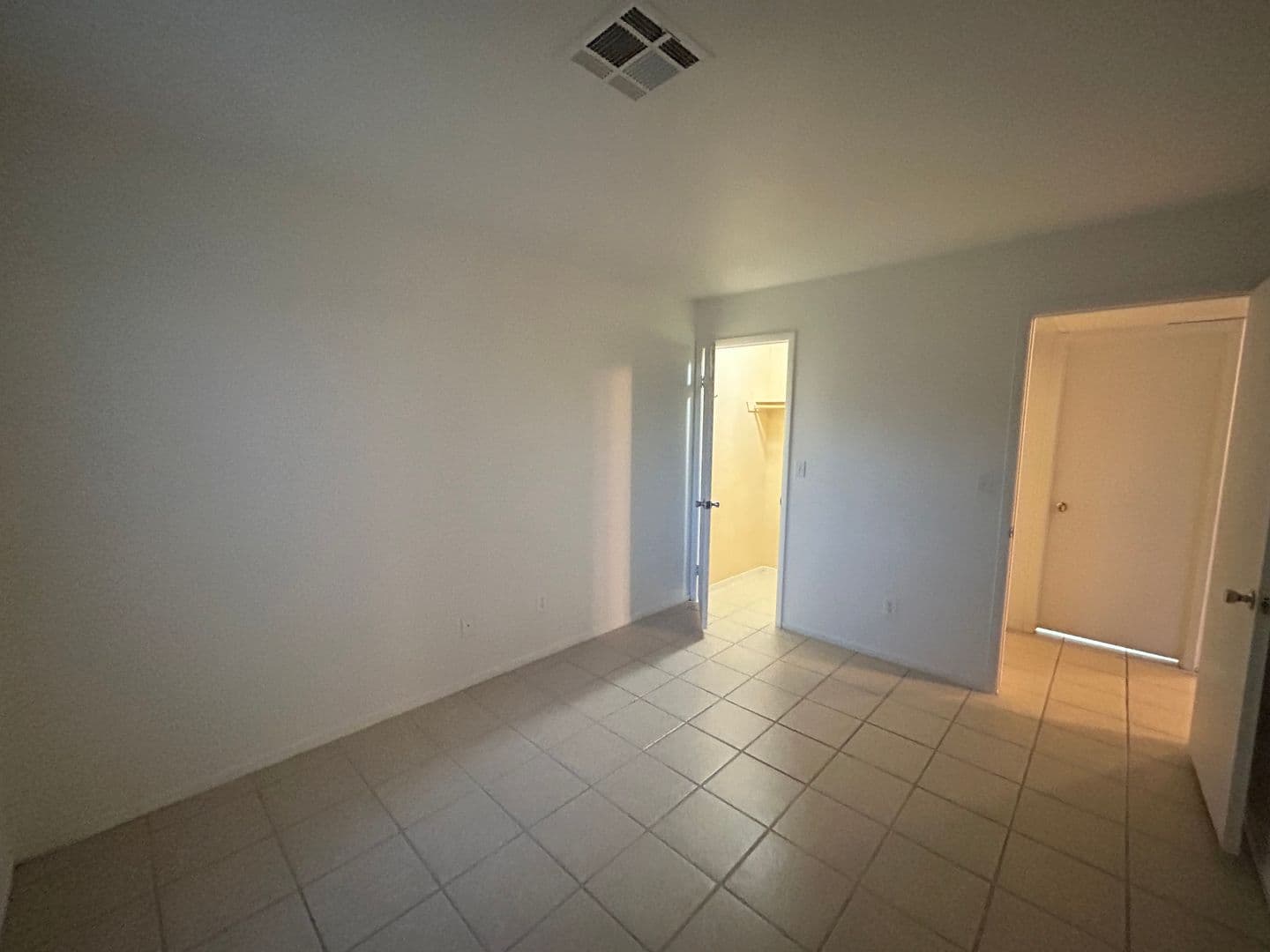 Las Vegas Condo: 5111 Lindell Rd Unit 103