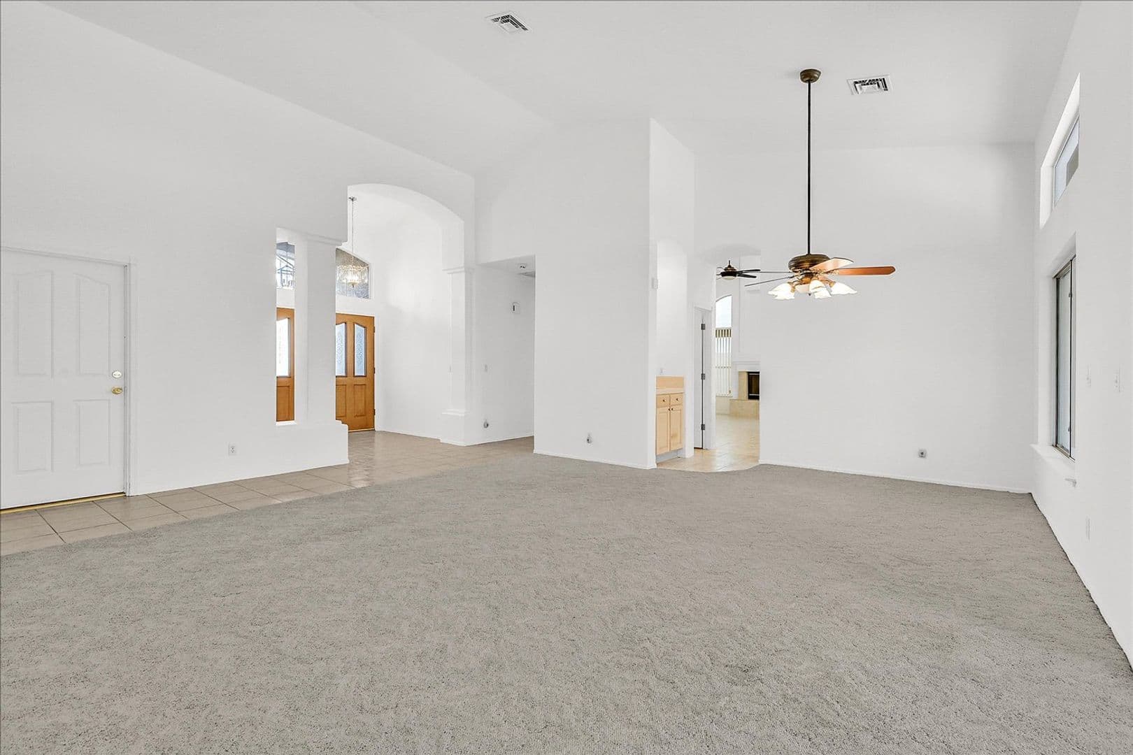 Las Vegas House: 1444 Castle Crest Dr