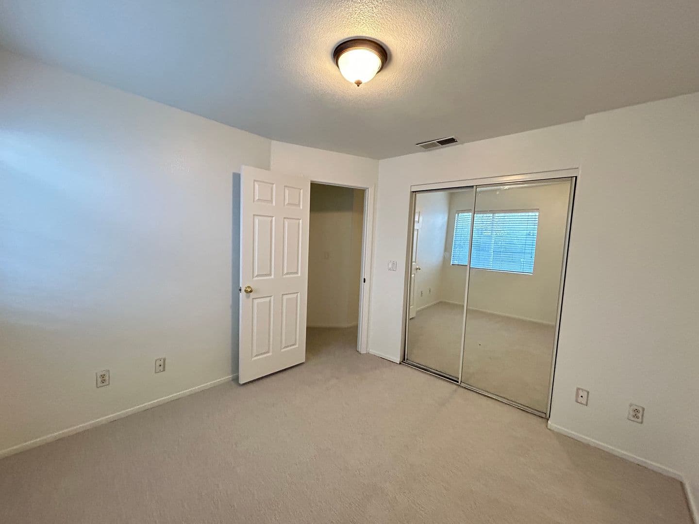 Las Vegas House: 645 Beresford Ave