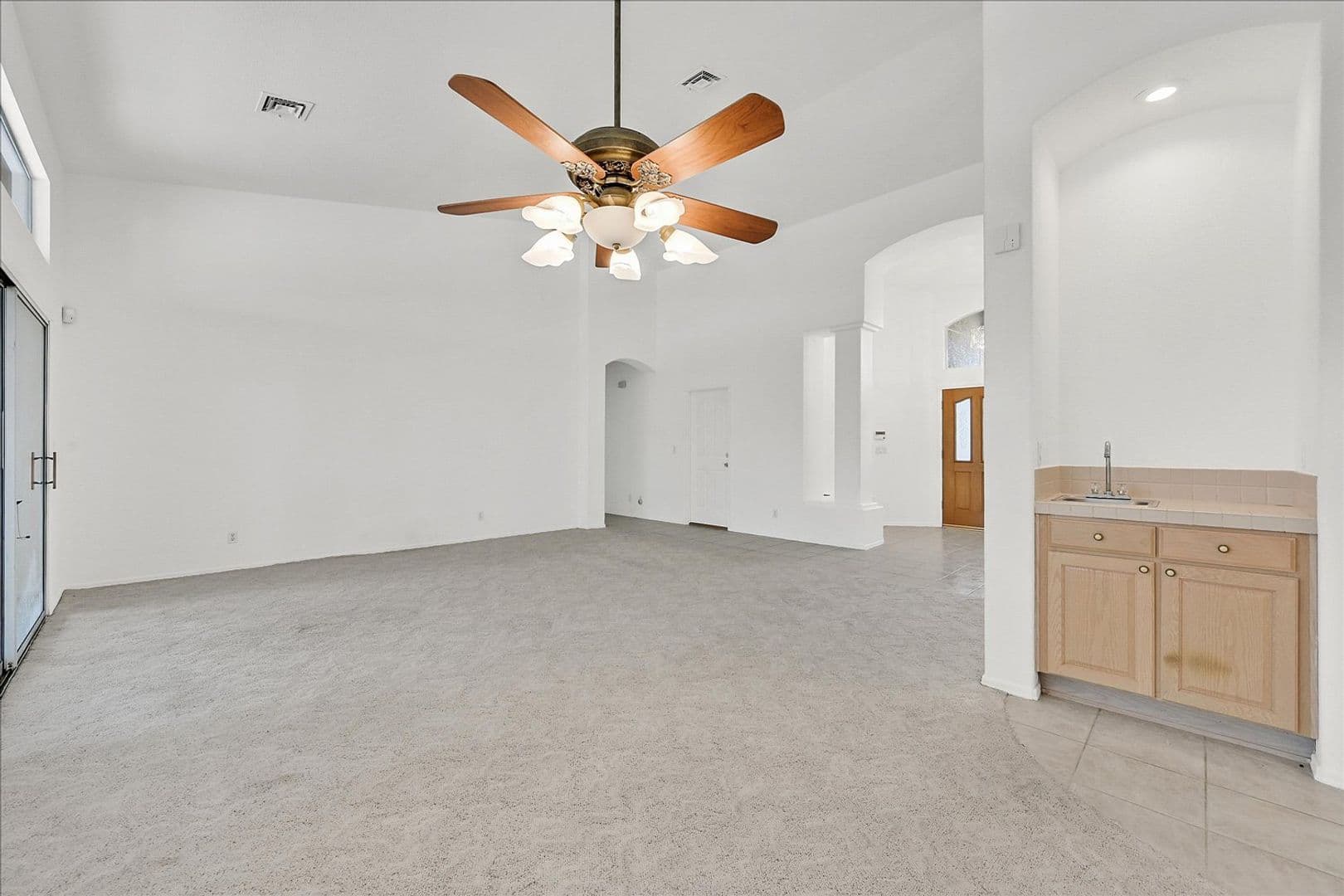 Las Vegas House: 1444 Castle Crest Dr
