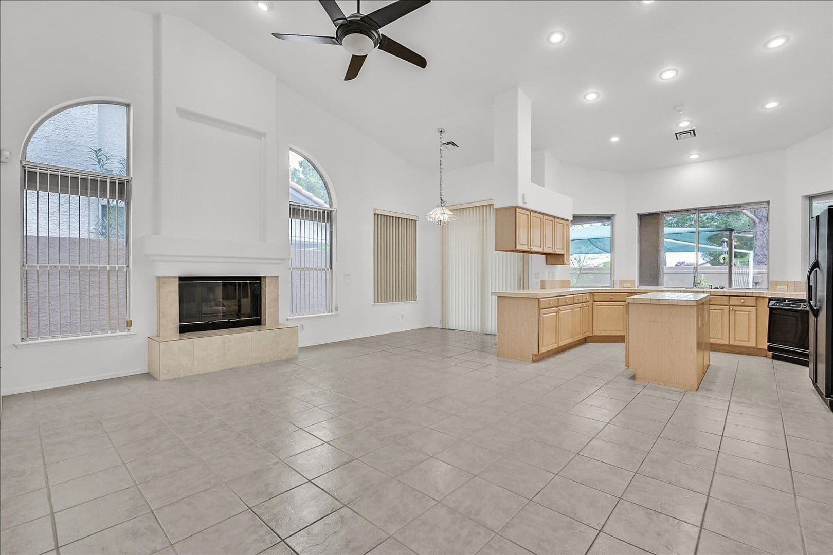 Las Vegas House: 1444 Castle Crest Dr