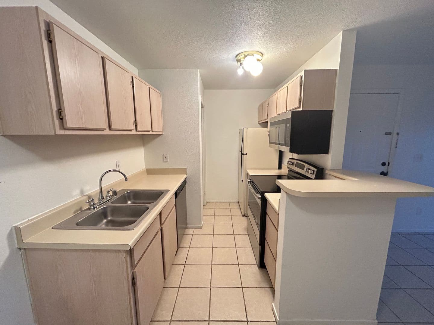 Las Vegas Condo: 5111 Lindell Rd Unit 103