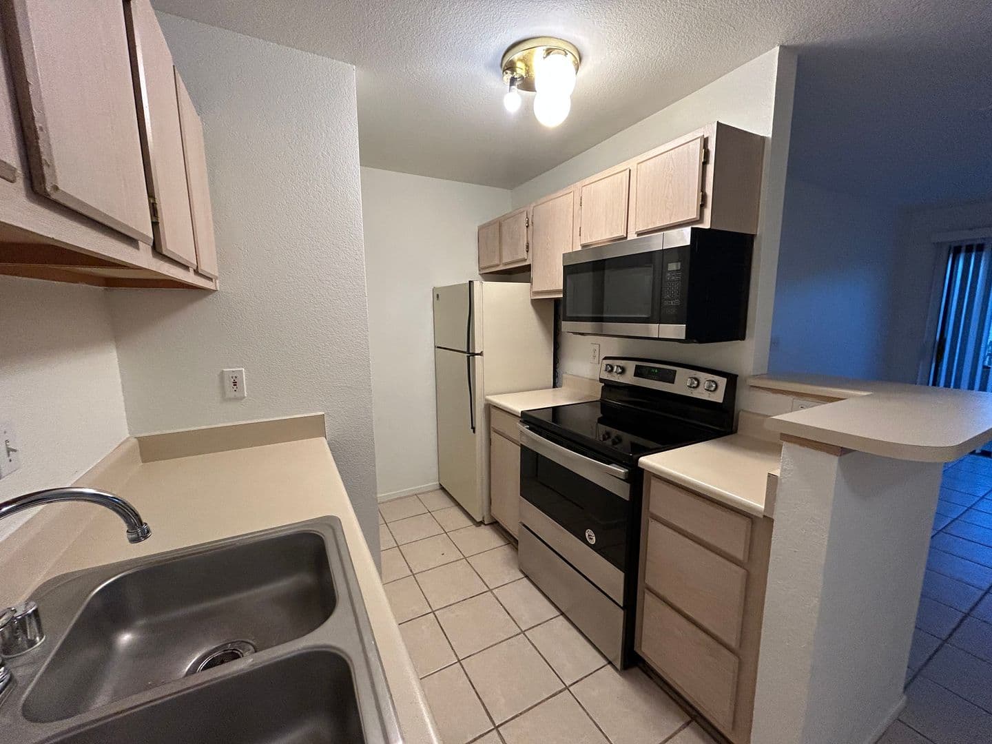Las Vegas Condo: 5111 Lindell Rd Unit 103